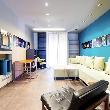 City Chic! Афины Экстерьер фото